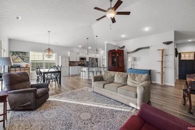 242 W Big Pine Dr, West Lafayette, IN 47906 - photo 4