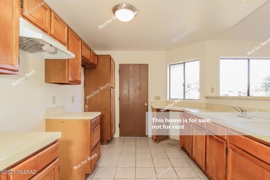2561 W Tenbrook Way, Tucson, AZ 85741 - photo 6