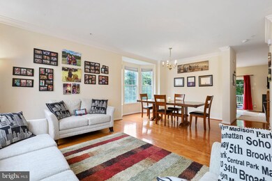 7726 English Oak Cir, Elkridge, MD 21075 - photo 6