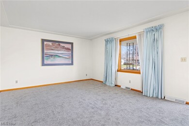 2024 E 37th St, Lorain, OH 44055 - photo 6