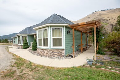 Shultz_230_Bald_Hill_Rd-2