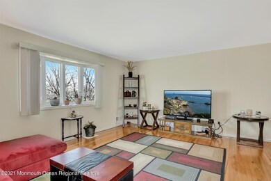 05-Living Room