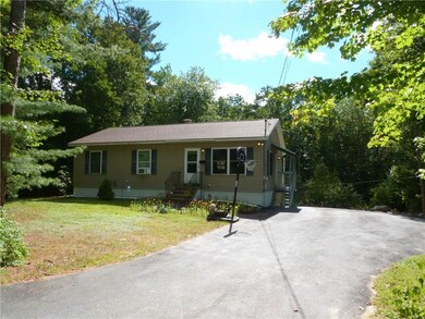 40 Spring St, Mechanic Falls, ME 04256 - photo 3