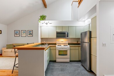 5 Winding Brook Dr, South Burlington, VT 05403 - photo 3