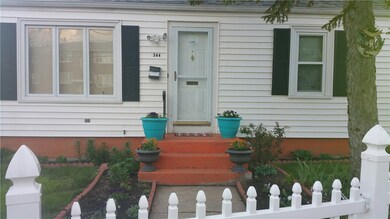 344 Mendon Ave, Pawtucket, RI 02861 - photo 4