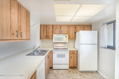 013_bo3a2782-edit_700