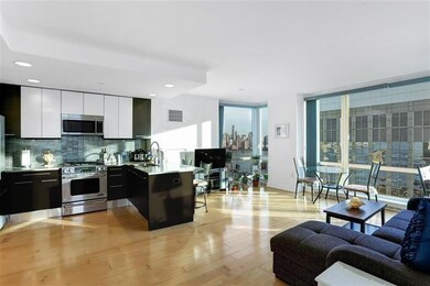 Crystal Point unit 2906, Jersey City, NJ 07302 - photo 4