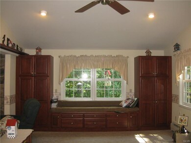 4392 Mill Rd, Emmaus, PA 18049 - photo 7