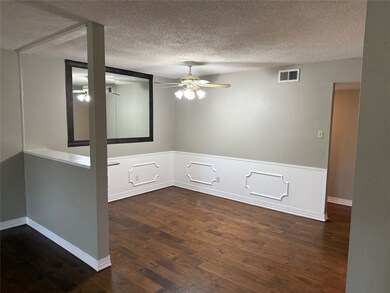12633 Memorial Dr unit 252, Houston, TX 77024 - photo 7
