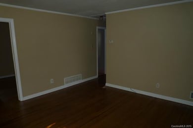Living Room Area 1