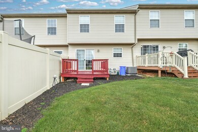 425 Glen Dr unit J425, Manchester, PA 17345 - photo 6