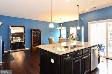 43569 Helmsdale Terrace, Chantilly, VA 20152 - photo 4