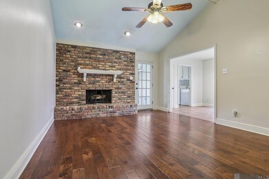 37201 John St, Geismar, LA 70734 - photo 4