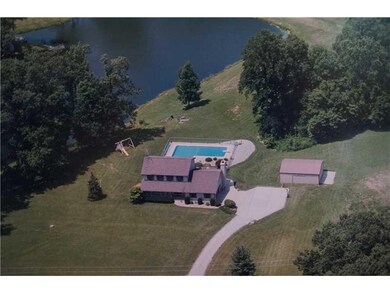 11658 N Delaware Rd, Batesville, IN 47006 - photo 3