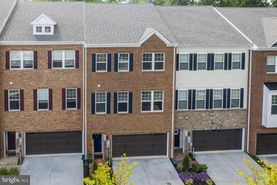 3904 Effie Fox Way, Upper Marlboro, MD 20774 - photo 3