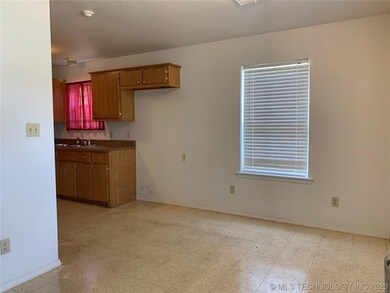 1108 S Bryan St, Okmulgee, OK 74447 - photo 7