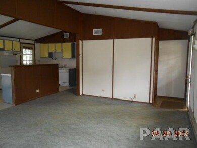 15722 N Mccabe Dr, Chillicothe, IL 61523 - photo 3