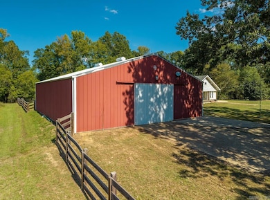 1420 Bradley 8 Rd N, Warren, AR 71671 - photo 4