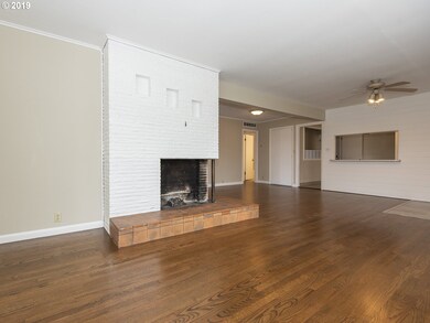 593 S Elm St, Canby, OR 97013 - photo 6