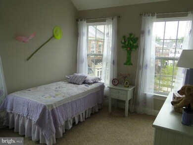 9833 Solar Course, Laurel, MD 20723 - photo 6