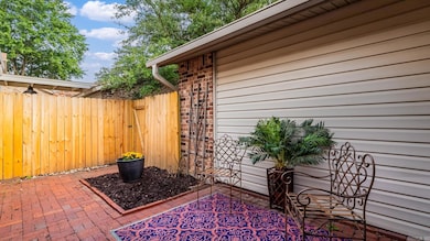 40 Hampshire Cir, Little Rock, AR 72212 - photo 2