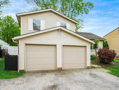 846 Eliots Oak Rd, Columbus, OH 43228 - photo 3