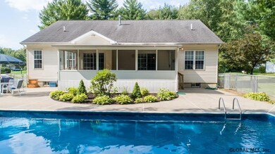 25 Kara Ln, Clifton Park, NY 12065 - photo 3