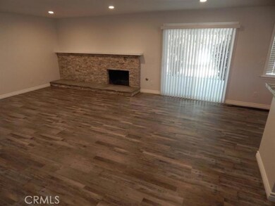 14081 Burning Tree Dr, Victorville, CA 92395 - photo 2