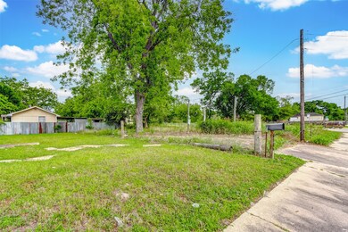 6806 Tuskegee St, Houston, TX 77091 - photo 6