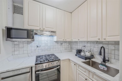 460 E 79th St unit 12C, New York, NY 10075 - photo 6