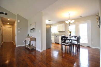 443 Helmwood Cir, Mount Washington, KY 40047 - photo 4