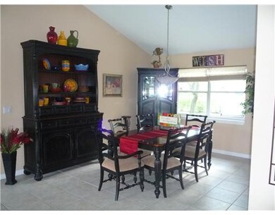 112 Pelican Island Place unit 17, Sebastian, FL 32958 - photo 3