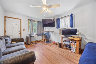 1330 16 1 2 St S, Fargo, ND 58103 - photo 5