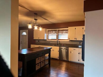 700 E Main St #3