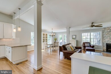 8632 Winthrop Dr, Alexandria, VA 22308 - photo 4