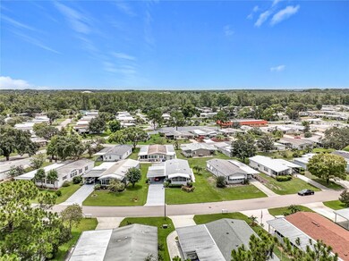 2913 Manatee Rd, Tavares, FL 32778 - photo 4