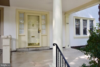 939 Franklin St, Wyomissing, PA 19610 - photo 2