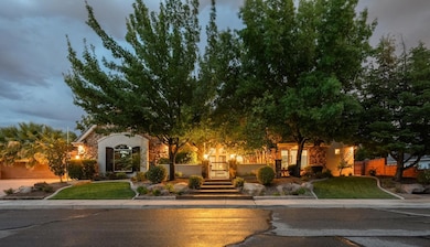 1019 S 900 E, Saint George, UT 84790 - photo 2