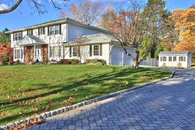 21 Rolling Knolls Dr-large-007-Front of