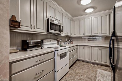 433 Northampton Dr, Asheboro, NC 27205 - photo 6