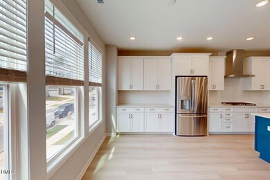 2716 Hunter Woods Dr unit 631, Apex, NC 27502 - photo 5