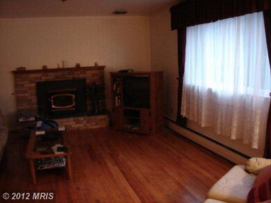 14809 Dunbarton Dr, Upper Marlboro, MD 20772 - photo 4