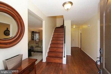 10806 Mccomas Ct, Kensington, MD 20895 - photo 2