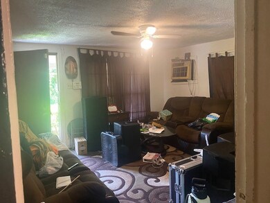 3933 Melbourne St, Houston, TX 77026 - photo 5