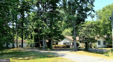 797 Forest Grove Rd, Colonial Beach, VA 22443 - photo 3