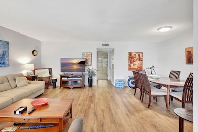 170 High Point Terrace E unit B, Delray Beach, FL 33445 - photo 3