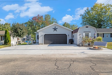 534 Hickory Ln, Coldwater, MI 49036 - photo 5