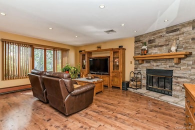 105 Howell St, Bellmore, NY 11710 - photo 7