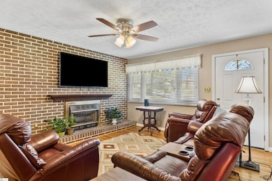 4 Dell Cir, Travelers Rest, SC 29690 - photo 3