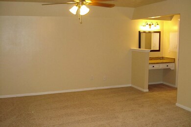 15370 Pinehurst Cir, Conroe, TX 77384 - photo 5